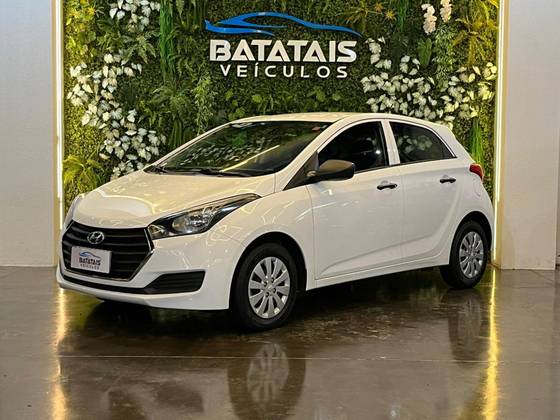 HYUNDAI HB20 1.0 COMFORT PLUS 12V FLEX 4P MANUAL